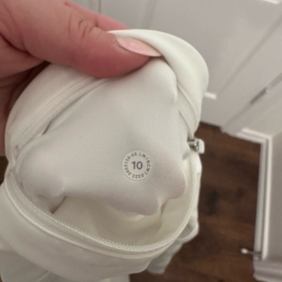 Lululemon Speed Up 4” HR - Picture 5 of 5